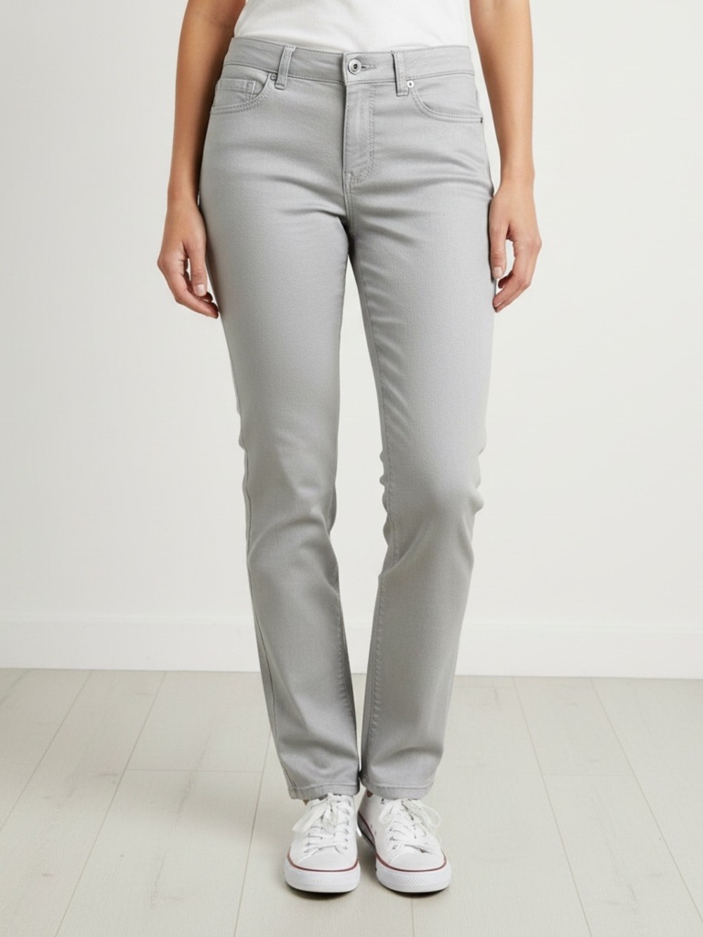 DG2 Diane Gilman Women's Straight Leg Jeans in Light Gray